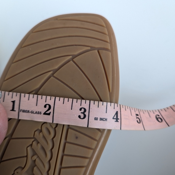 LOUIS VUITTON LEATHER WOMEN'S SANDALS - Picture 16 of 16